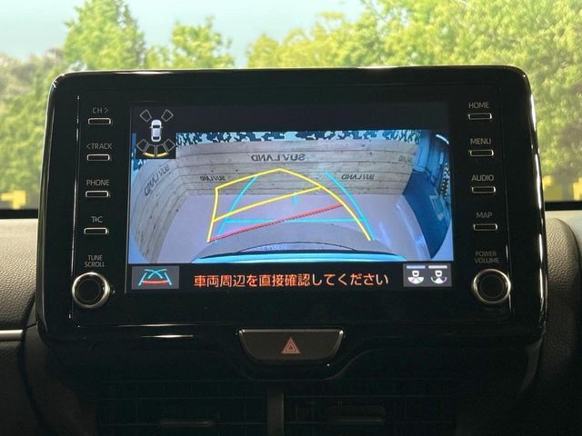 【バックカメラ】駐車時に後方がリアルタイム映像で確認できます。大型商業施設や立体駐車場での駐車時や、夜間のバック時に大活躍！運転スキルに関わらず、今や必須となった装備のひとつです！