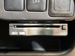 【ETC】高速道路の料金所をストレスなく通過！話題のスポットやサービスエリアに多い「スマートIC」利用時は必須のアイテムです。当店でセットアップを実施、ご納車当日からすぐにご利用いただけます！