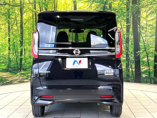 安心の最長10年・走行無制限保証（有償）をご用意。保証内容も充実はもちろん、無料点検＆オイル交換や、年中無休の全国・24時間ロードサービスも付帯されておりますのでご安心下さい。