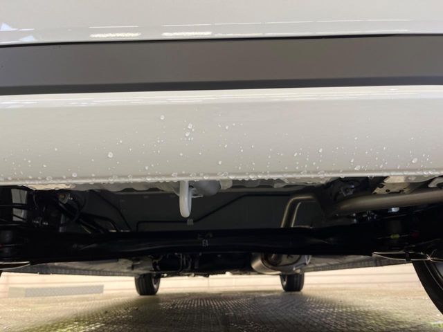 下回りがきれいなうちに、防錆加工の施工がオススメ。降雪地域はもちろん、沿岸部にお住いの方や、趣味でマリン・ウィンタースポーツをされる方にご好評いただいております。