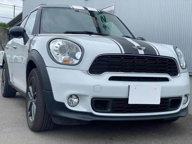 初めてお車をご購入される方も安心して下さい、必要な書類から任意保険の相談も丁寧にご説明させて頂きます。