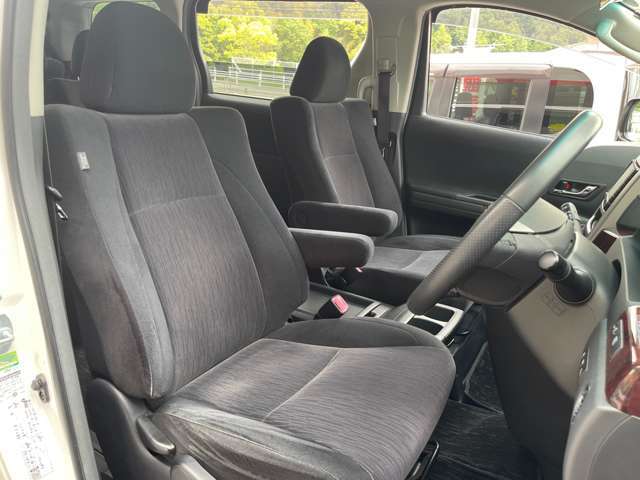自慢のシート状態です。前オーナー様も丁寧に乗ってこられたお車です♪