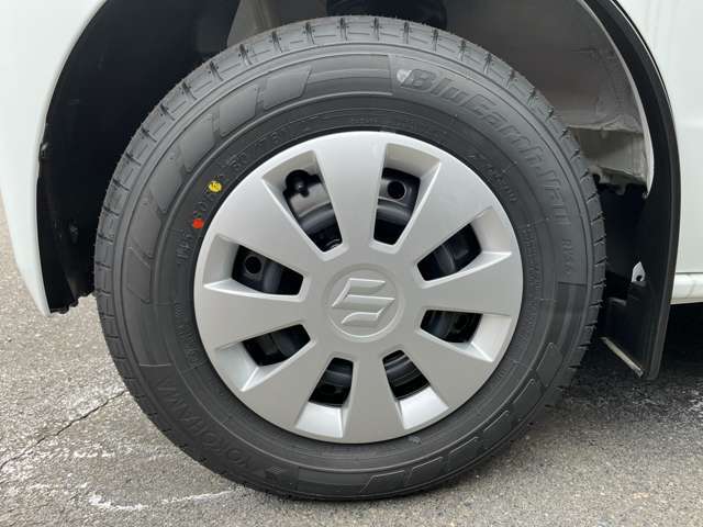 ☆車の保険は買ったところで加入するのがベストです。保険に関しても大手保険代理店をしておりますので安心してお任せください。不慮の事故の際も自社鈑金工場と連携して修理を進めてまいります☆