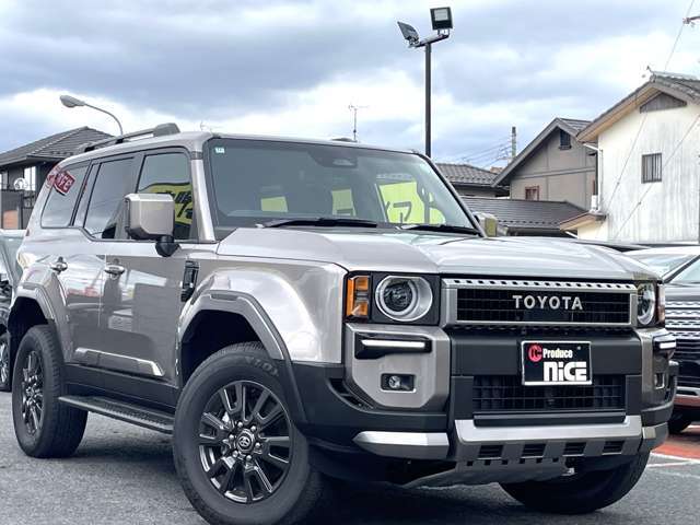 各種センサーの情報から走行中の路面状況を推定し、駆動力を最適化するAUTOモードは、ドライバー自らモード切り替えをすることなく、走行シーンに応じた走破性能を引き出すことが可能です。