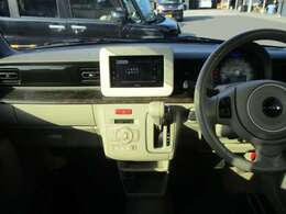 インパネ全体です！内装のボタンの位置などをご確認ください♪