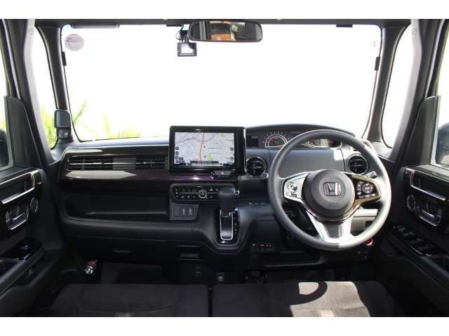 前方視界は、見切りも良く運転しやすいです。