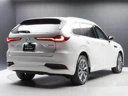 【認定U-Car PREMIUM】【デモUP】弊社の試乗車CX-80を徹底的に磨き上げ、認定U-Car PREMIUMを取得して販売開始しました。状態に自信あり！のCX-80ですので、ぜひご来店・お問合せください。