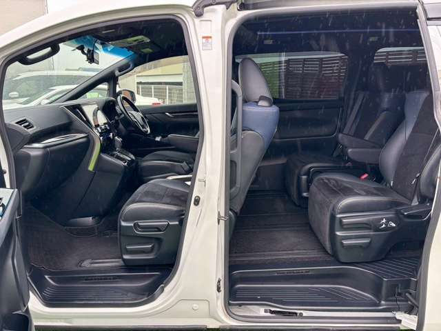 「走行距離管理システム」で距離に不正が無いかを全車展示前にしっかりチェック済みです。
