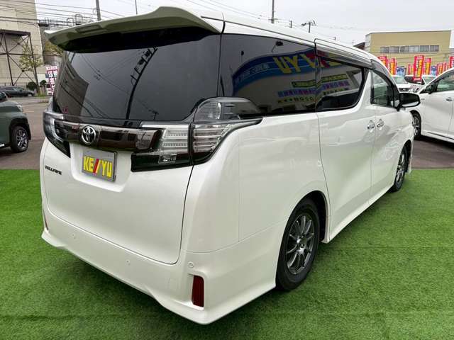 当社の展示車は全車両に車両状態説明書を掲示しております。修復歴の有無は勿論、ドア等の外板の交換歴の有無までも表示☆口頭説明では無く書面にてお渡ししております☆