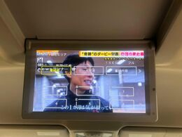 【フリップダウンモニター】大画面モニターで後席でもエンタメをお楽しみいただけます。小さなお子様にも大人気の装備です♪