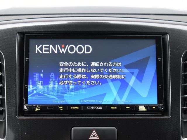 社外メモリーナビ（ケンウッド　MDV-X702）　フルセグTV　CD＆DVD再生　Bluetooth♪