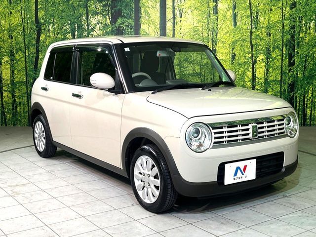 大好評のボディコーティング「弾スプラッシュコート」もご納車までに施工可能。通常のガラスコートと異なる、耐久年数6年の無機質ガラスコーティングが、ボディをキレイな状態に保ってくれます。