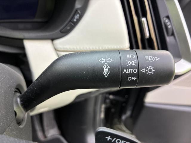 国産車から輸入車まで多様なお客様のニーズのお応えできるように、全国規模で豊富な在庫展開！車のことならWECARSへ！