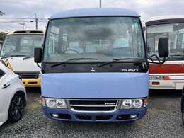 堀口自動車フラット7天水店では軽自動車からセダン、ミニバンまで展示中！また、トラック・ダンプ等の在庫も充実！専門知識豊富なスタッフがご対応致します。