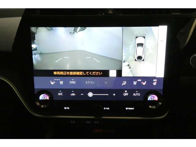 レクサス車はすべての車種でナビゲーション・バックカメラ・ETC車載器は、標準装備となっております。