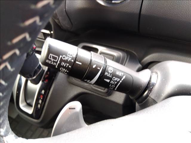 4WD☆ターボ☆禁煙車☆走行2.5万キロ☆試乗できます☆両側パワスラ☆ホンダセンシング☆ACC☆LKAS☆オートハイビーム☆パドルシフト☆ハーフレザーシート☆前席シートヒーター☆専用ブラック15アルミ
