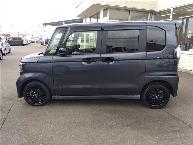 4WD☆ターボ☆禁煙車☆走行2.5万キロ☆試乗できます☆両側パワスラ☆ホンダセンシング☆ACC☆LKAS☆オートハイビーム☆パドルシフト☆ハーフレザーシート☆前席シートヒーター☆専用ブラック15アルミ