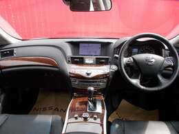 コックピット全貌！！ワクワクしますね！！