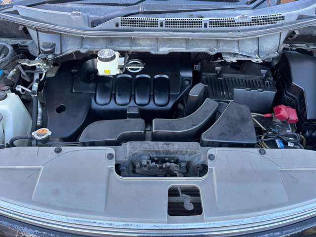 エンジンはタイミングチェーンを使用しているので10万km毎のタイミングベルトの交換も必要がありません♪エンジンに異音や異臭などもなく吹けも良好で安心して長くお乗り頂けます♪入庫時にロードテスト済♪