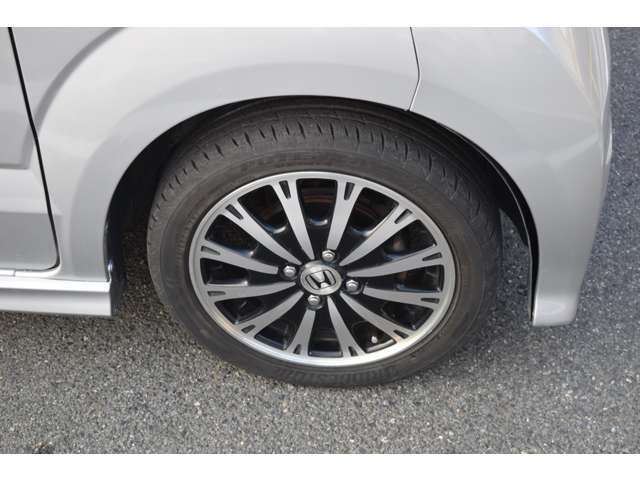 陸運局指定整備工場完備で検査員3名常駐しておりますので、ご納車前には自社での整備と不具合発生時も即座に対応致します。詳しくはホームページをご覧ください！https://simonaka.com/