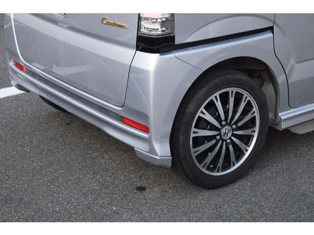 陸運局指定整備工場完備で検査員3名常駐しておりますので、ご納車前には自社での整備と不具合発生時も即座に対応致します。詳しくはホームページをご覧ください！https://simonaka.com/