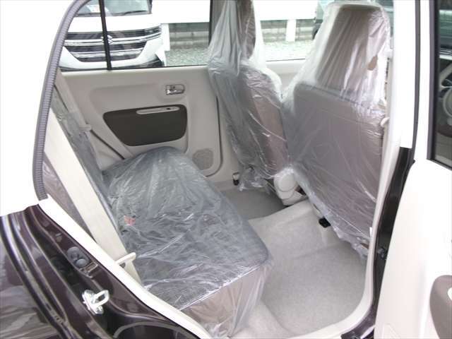 【各種ディーラーオプション取扱店】新車・届出済未使用車に必要不可欠なアクセサリーオプションも全品対応可能！マット・バイザー・コーティング等の各種ディーラーオプションも全般取り扱っております！