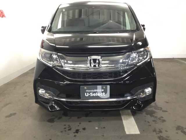 インターナビ搭載。従来のカーナビでは把握できない、より詳細な渋滞情報や防災情報などがわかり、便利なアイテムです。