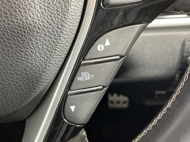 【Honda SENSING】ホンダの安全装備を搭載しています！機能には限界があるためご注意ください。◆搭載機能例：衝突軽減ブレーキ/歩行者事故低減ステアリング/路外逸脱抑制/標識認識/ACC