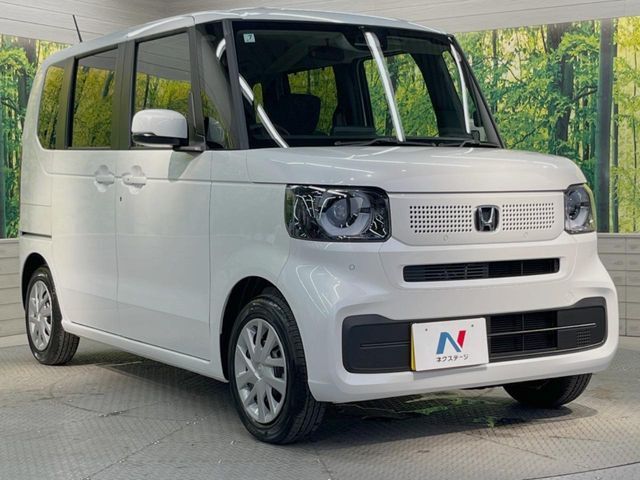 大好評のボディコーティング「弾スプラッシュコート」もご納車までに施工可能。通常のガラスコートと異なる、耐久年数6年の無機質ガラスコーティングが、ボディをキレイな状態に保ってくれます。