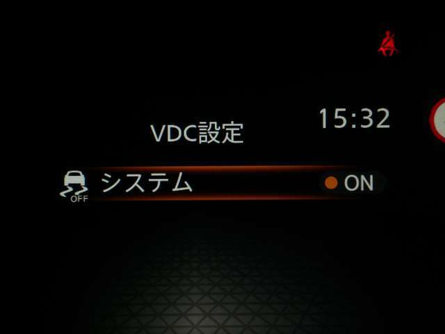 VDC機能付き！！滑りやすい路面やカーブ走行時の横滑りを軽減して、車の安定性を向上させてくれるので、雨の日などの運転も安心です♪