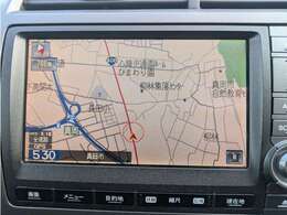 純正ナビが装備されております♪画面もクリアで見やすく運転中も確認しやすいです♪便利なバックカメラ付♪ワンセグ視聴も可能です♪