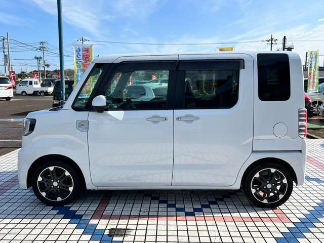 ★イタコ自販は新車・中古車の販売から、車検・整備・鈑金塗装・各種自動車保険など、何でもご相談いただける「車のサービス企業」として活躍しています★