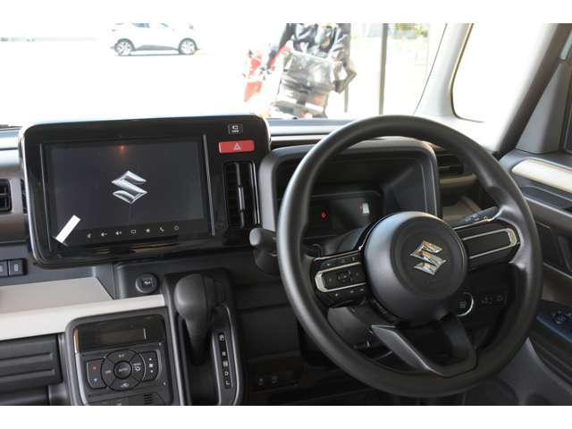 お店は瀬戸内海沿いの風光明媚な処です。素晴らしい眺望のお店です