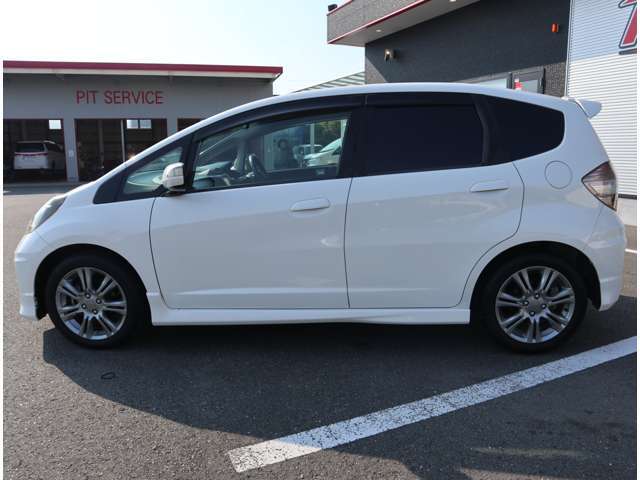 ★全車車検有の総額表示★【車検整備無】のお車も車検取得費用は総額に含まれています★※管轄外登録や陸送納車、付属品をご希望の場合は別途費用がかかります