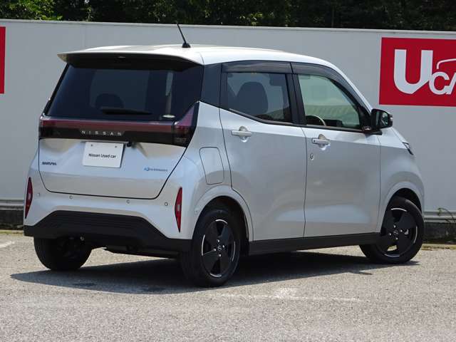 安心！1年間走行無制限の無料保証付♪全国の日産ディーラーで整備や保証などメンテナンスが受けられます♪期間延長も承りますのでお気軽にご相談ください♪　※一部3ヶ月保証の車両があります。
