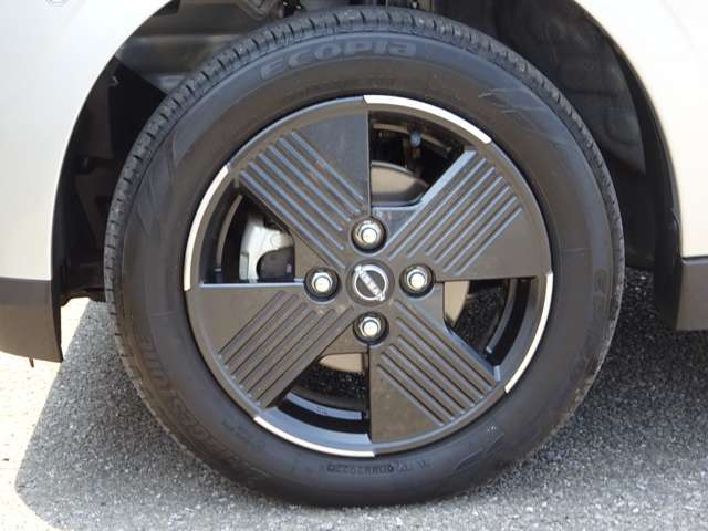 【タイヤ】　【純正14インチアルミホイール】《155/65R14》専用のアルミなのでお車のイメージぴったりですね！