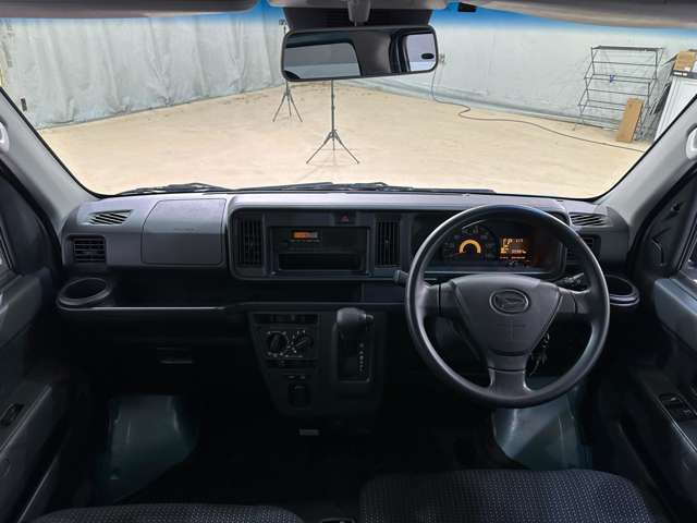 全く同じお車に再び出会うことはできません。少しでも気になるお車がございましたら、すぐにお電話かメールにてお問合せ下さい。