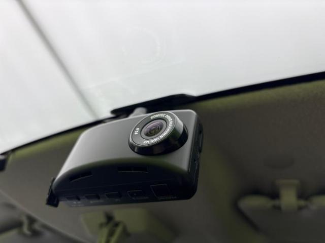 お車に合わせて無料保証以外にも、保証範囲、期間、距離を拡充させた有料保証もご用意しております！中古車の購入が初めてで不安・・・というお客様もご安心ください！