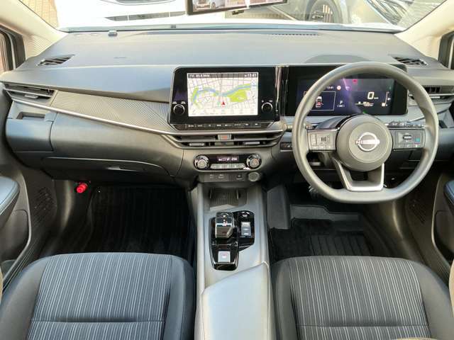 e-POWER搭載で、走り出しも坂もカーブも、気持ちよく”スーン”と走り抜ける。コンパクトだけど広い。ロングドライブもラクラク。ノートは毎日のワクワクをもっと加速させます！！