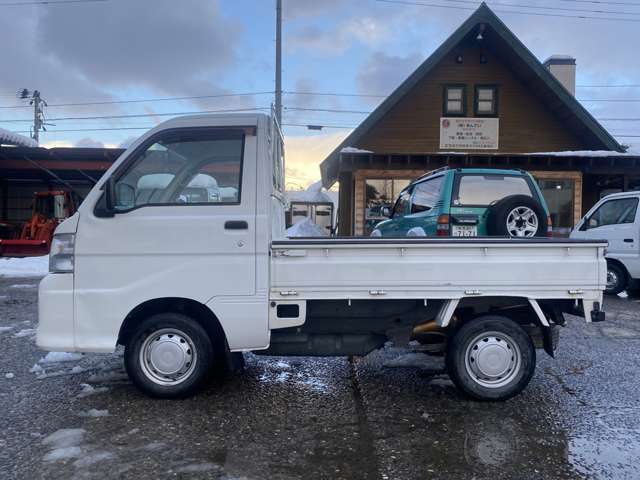 当店の車をご覧いただき、ありがとうございます！気になる点やご不明点について、お気軽にお問い合わせください。TEL：0078-6003-379026