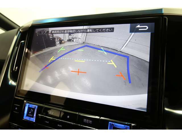 【ALPINE11型BIG X SDナビ】多彩なメディアと最新のデバイスに対応した充実のオーディオです♪大型ディスプレイでデザインはもちろん視認性も操作性も良好で楽しいドライブをお手伝い致します！！