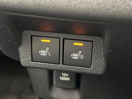 【シートヒーター】寒い日に重宝するシートヒーター！エアコンより早く温まってくれるので寒がりの人も安心ですね♪エアコンの温風は乾燥するから苦手、という方にもをおすすめです。