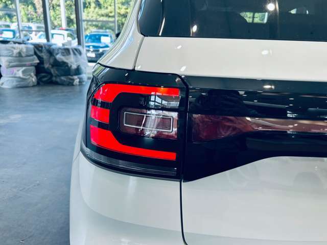 【後】『外装：後側』の画像になります。写真の内容に関してご不明点、ご質問等がございましたらお気軽にガリバー店舗までお問い合わせください。