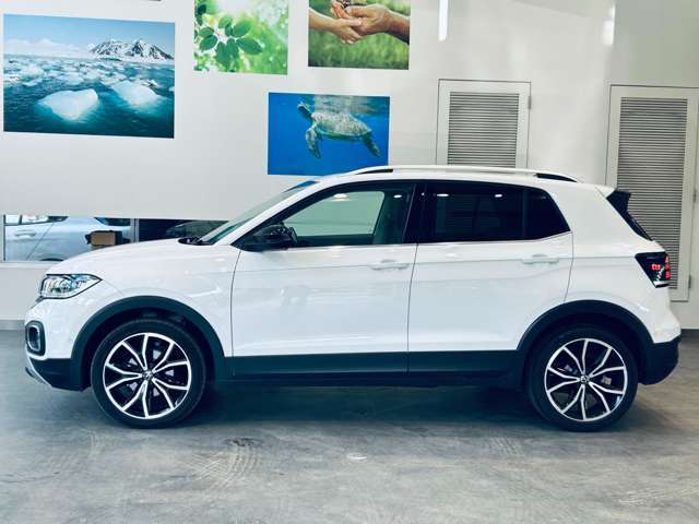 【左】『外装；左側』の画像になります。写真の内容に関してご不明点、ご質問等がございましたらお気軽にガリバー店舗までお問い合わせください。