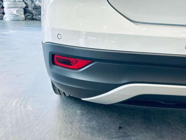 【ライト・ランプ】『ライト/ランプ周辺』の画像になります。写真の内容に関してご不明点、ご質問等がございましたらお気軽にガリバー店舗までお問い合わせください。