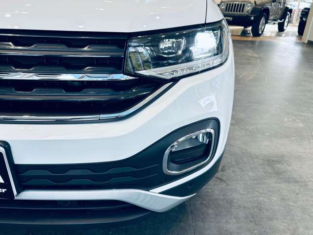 【ライト・ランプ】『ライト/ランプ周辺』の画像になります。写真の内容に関してご不明点、ご質問等がございましたらお気軽にガリバー店舗までお問い合わせください。