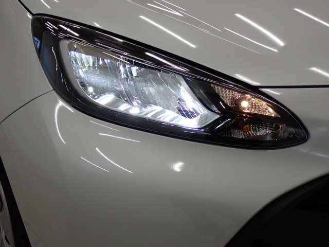 トヨタセーフティセンス・LEDヘッドライト・スマートキー・純正ディスプレイオーディオ・バックカメラ・Bluetooth・ETC・ドライブレコーダー・AC電源100V/1500W