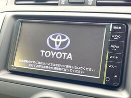 【純正ナビ】人気の純正ナビを装備しております。ナビの使いやすさはもちろん、オーディオ機能も充実！キャンプや旅行はもちろん、通勤や買い物など普段のドライブも楽しくなるはず♪