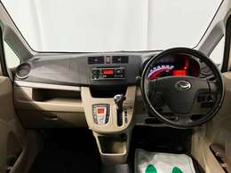 メーターやシフト、スイッチ位置など運転席まわりの配置はしっくりいきたいものですね！まずは座ってチェックしてみて下さい♪