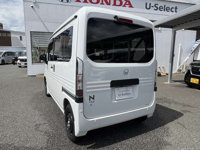 気になるお車があれば是非お問い合わせください。ご来店納車、ご自宅への配送納車等お客様のご都合に合わせたご対応をさせていただきます。